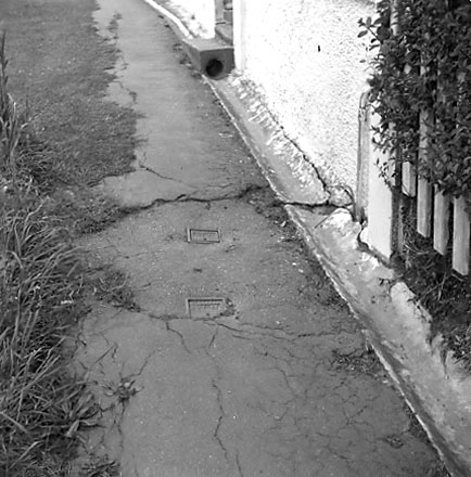 b. Water ' Tobys ', drainage, channel 