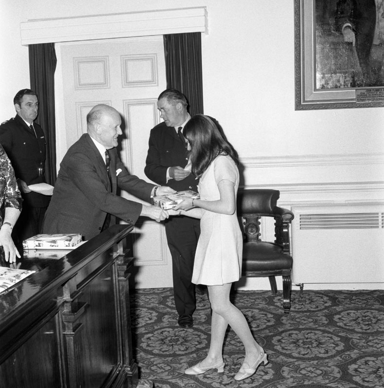 c. Traffic Safety Week, Council Chambers, Presentation by Cr Button