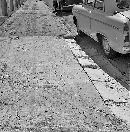 b. Footpath, no. 1 Bourke Street