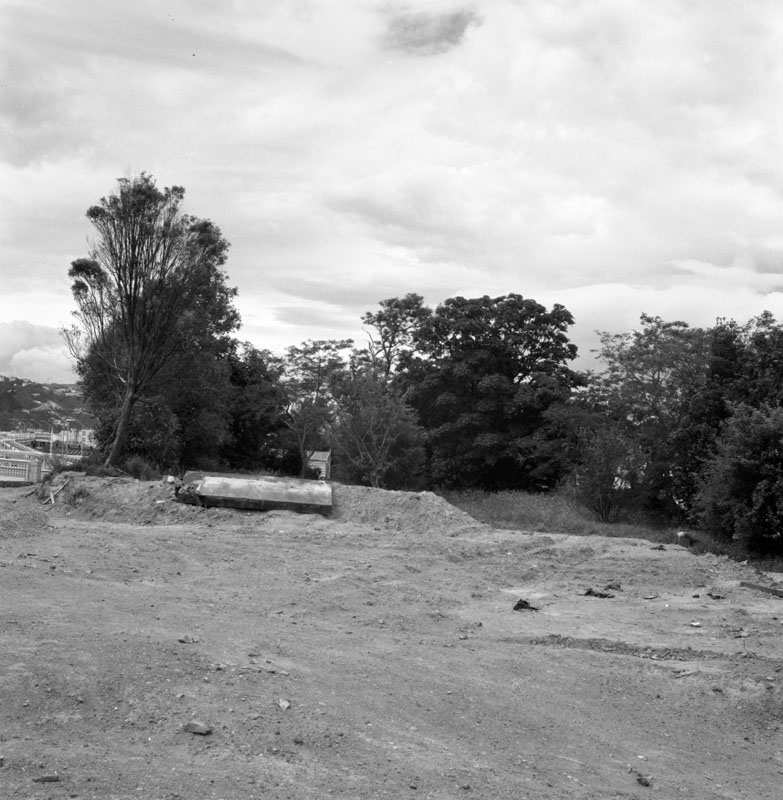 d. Lady McKenzie Garden for the Blind, reserve at cnr Hobson Street and Fitzherbert Tce