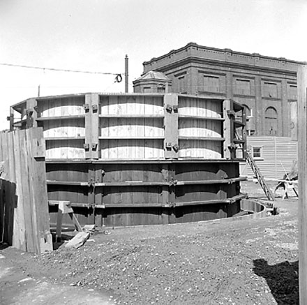 e. views of, workmen, machinery