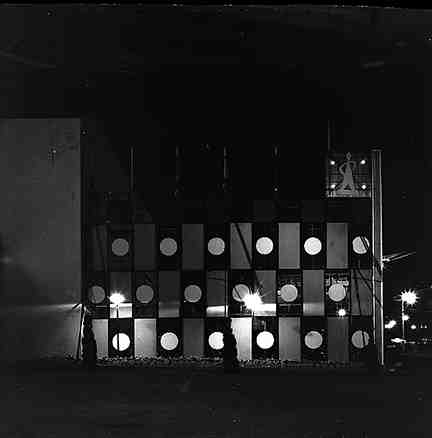 b. Wellington Festival, Night Lights