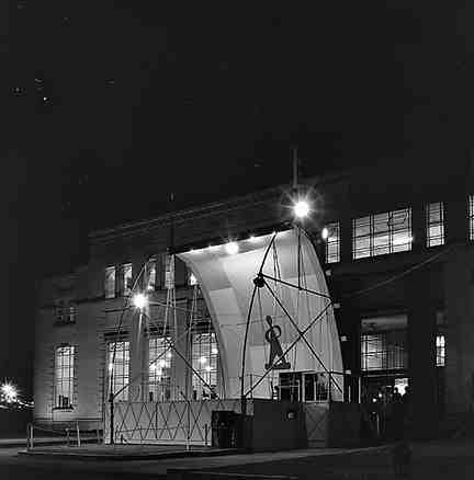 l. Wellington Festival, Night Lights