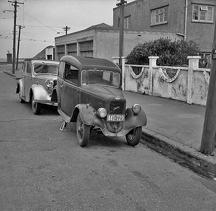 c. Motor Vehicles, Onepu Road, Kilbirnie