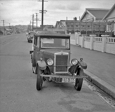 f. Motor Vehicles, Onepu Road, Kilbirnie