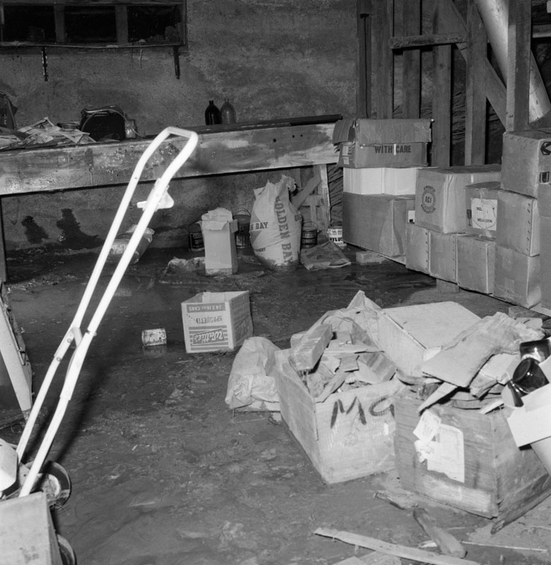 b. No 108 Newlands Road. unauthorised signs and footpath obstruction