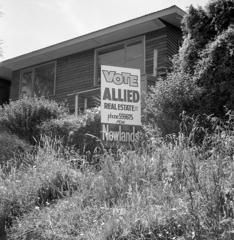 e. No 108 Newlands Road. unauthorised signs and footpath obstruction