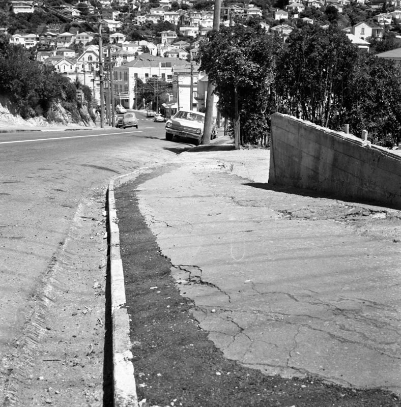 e. Footpath, No 44 Washington Avenue