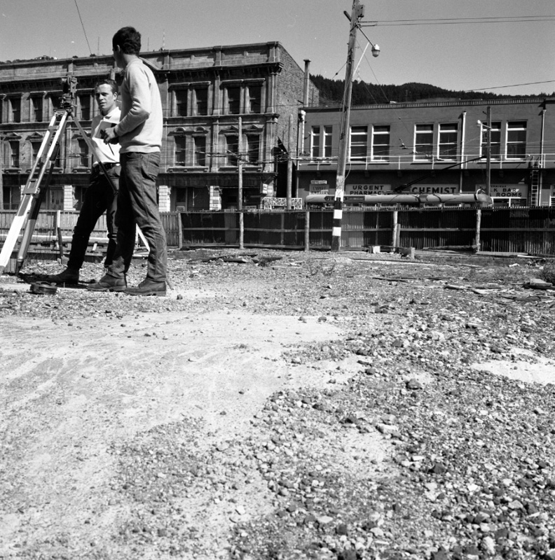 d. Construction of pedestrian subway, Lambton Quay to Railway Station