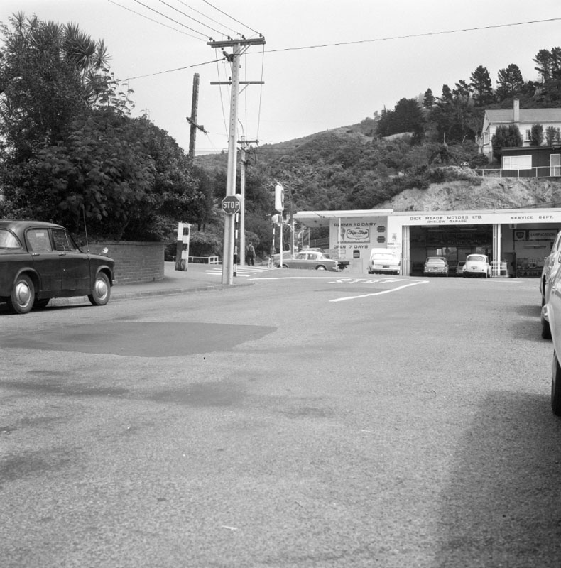 f. Intersection of Station and Burma Road, Dick Meade Motors and Onslow Service Station
