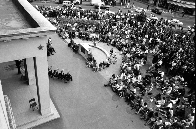 a. Civic Square, crowd on lawn