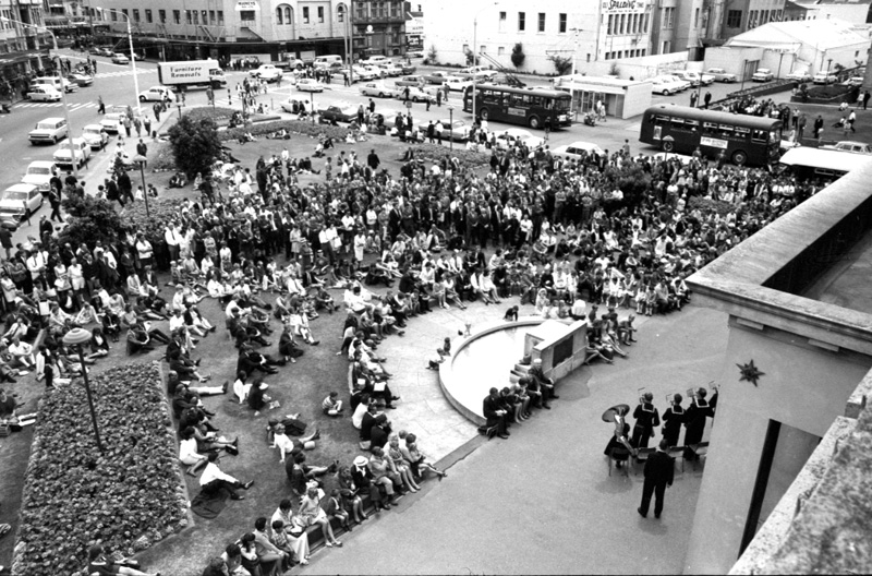b. Civic Square, crowd on lawn