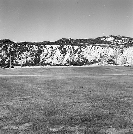 i. Streetscape, Cobham Drive, Calabar Road. Motor vehicles