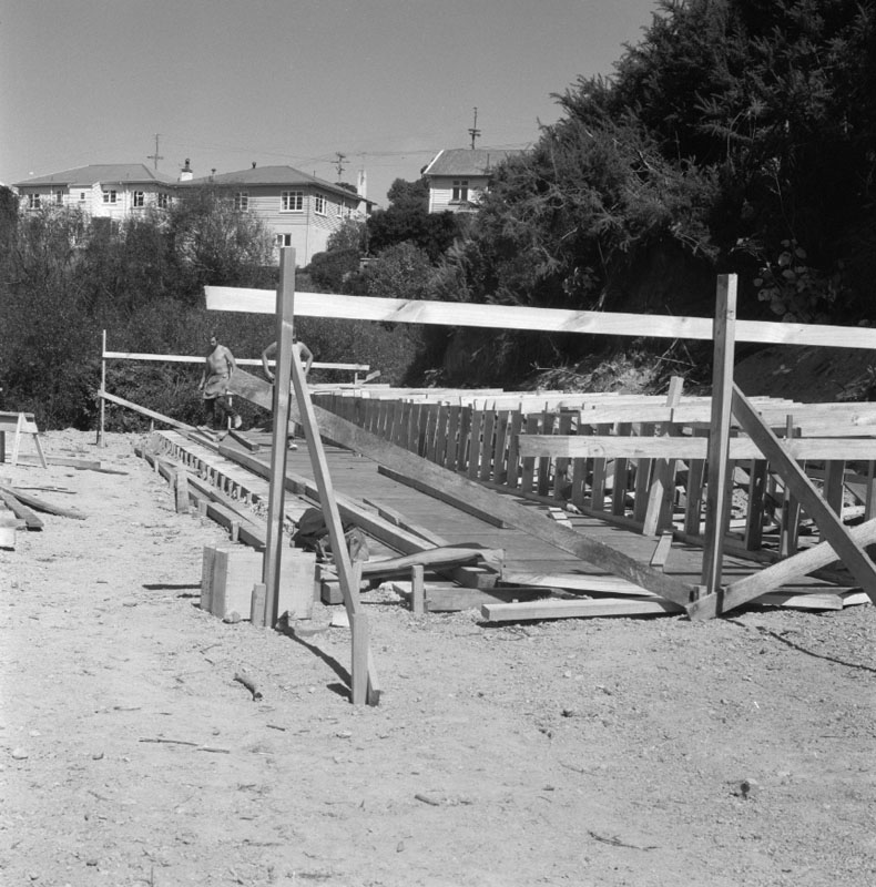 f. Railway bridge - Awarua Street Station