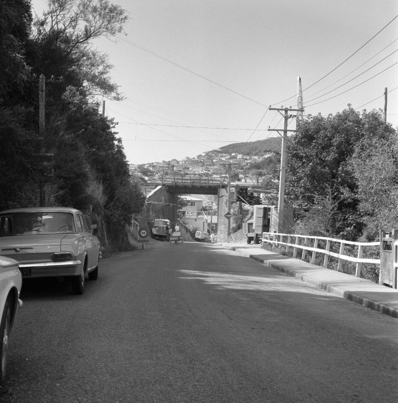 i. Railway bridge - Awarua Street Station