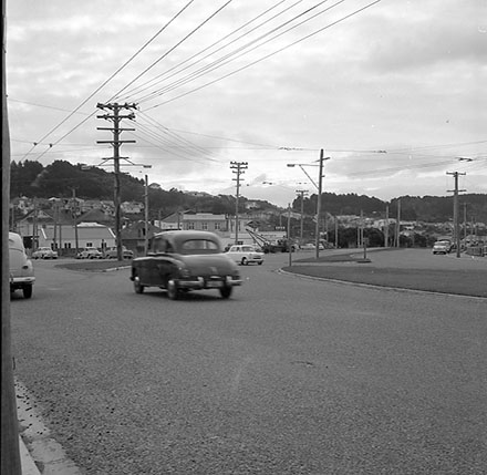 g. Streetscape, Rongotai Road and Kilbirnie Crescent Intersection, Kilbirnie