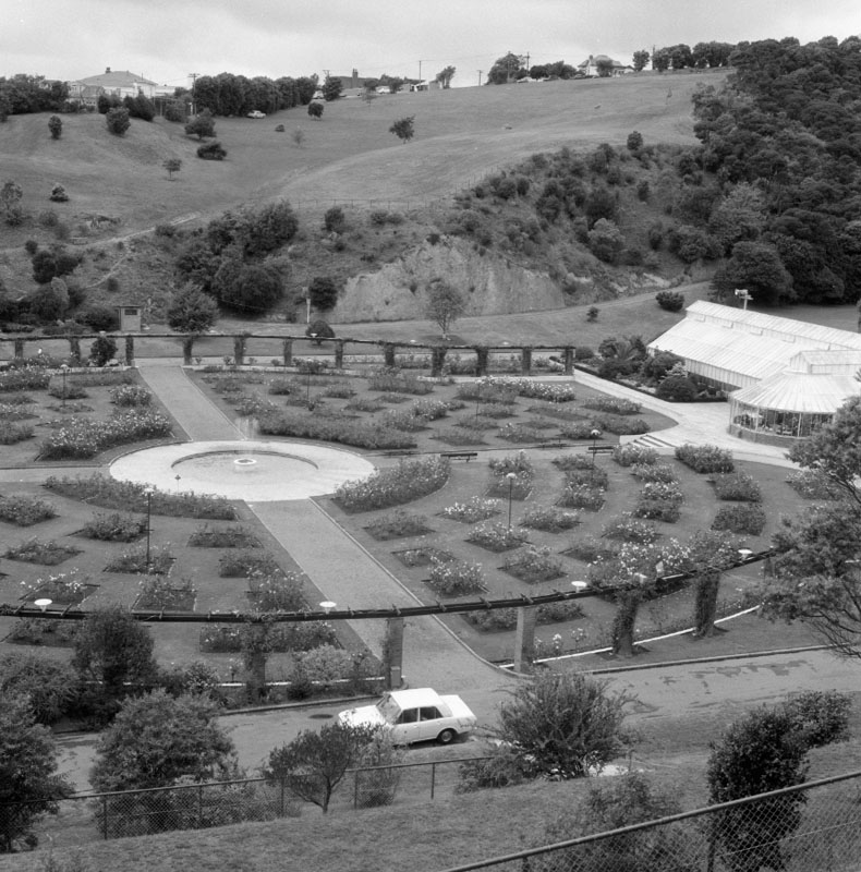 f. Clay Bank - Botanic Garden, rose garden