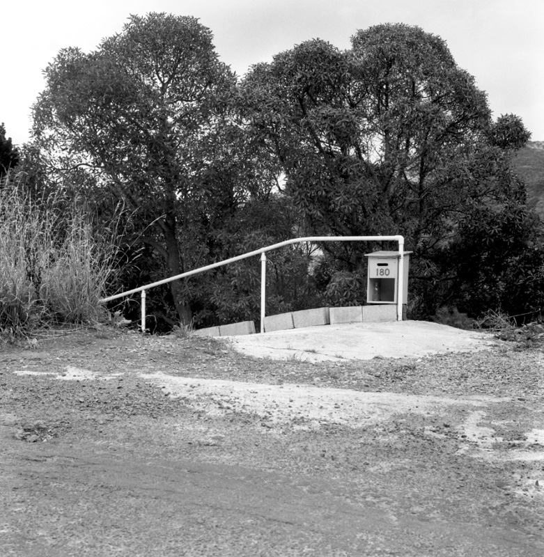 e. Accesses, Barnard St