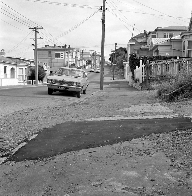a. Streetscape, Footpath, Coombe St