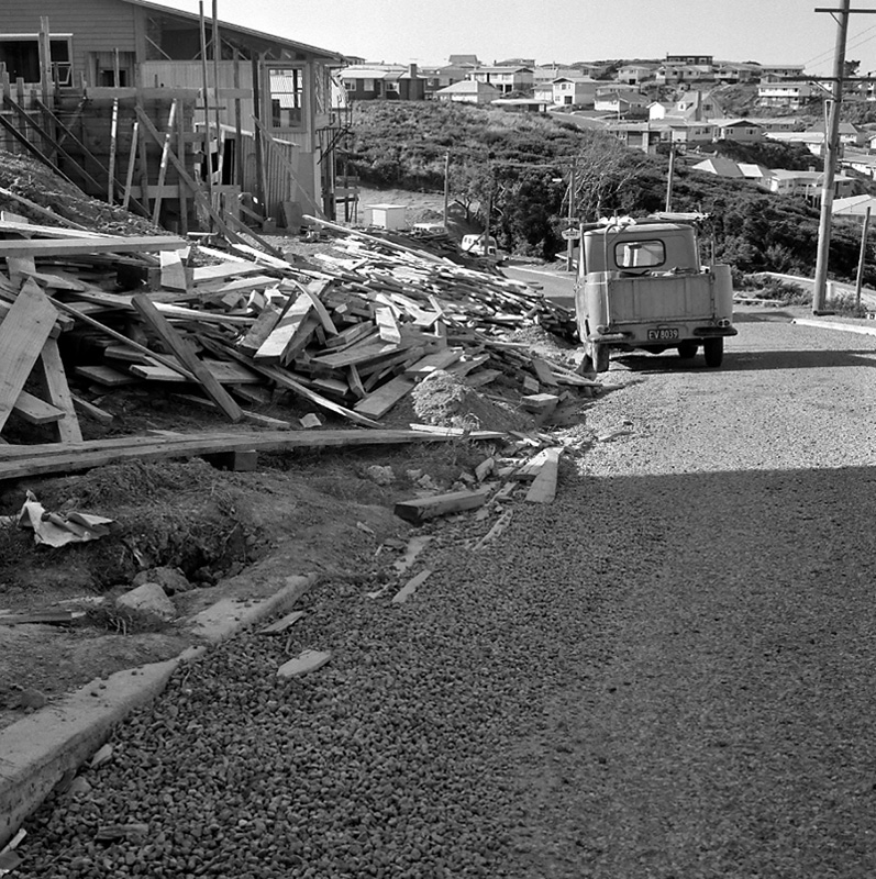 b. Broken kerbing, Alwyn Place