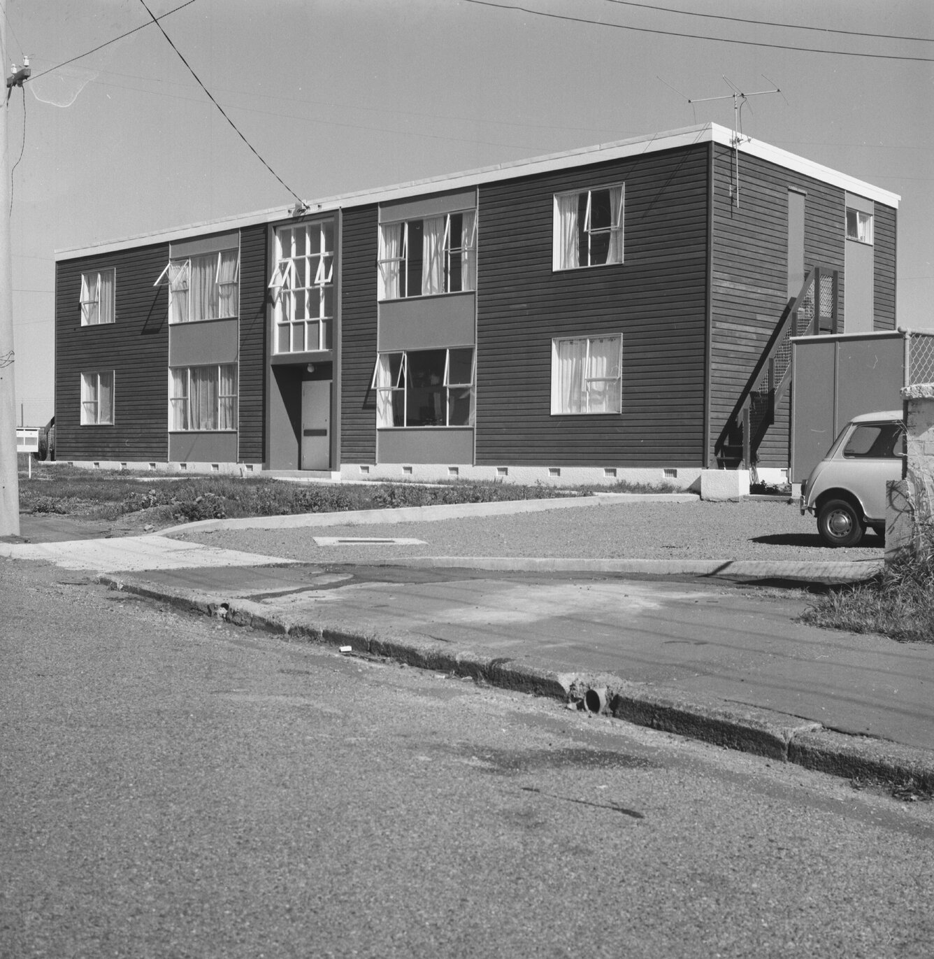 c. Flats, Hanson Street, Mansfield Street and Miro Street