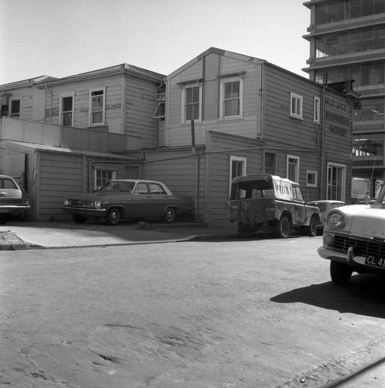 b. No 123 Vivian St, W and R Jack Ltd