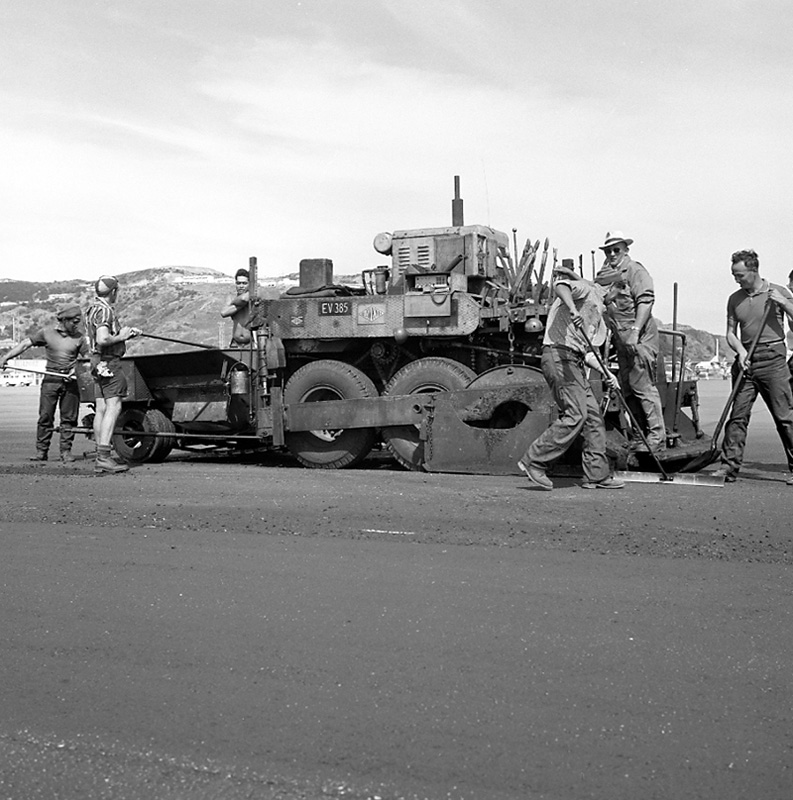 g. Paving machines and gang