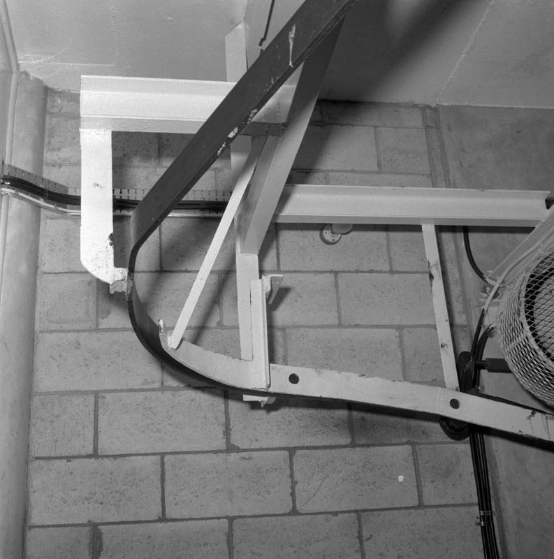 i. Abattoirs, details of conveyor system