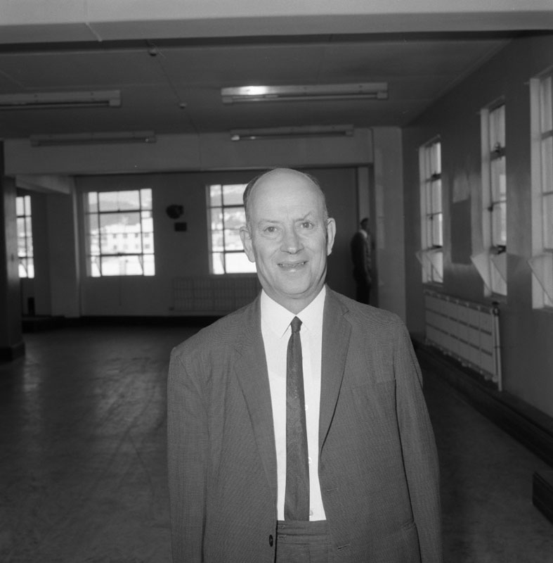 d. Ron Woods - Alf Mason for Councilman