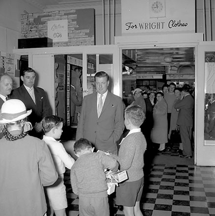 m. Road Safety Week, Traffic Department Hugh Wright Ltd, Willis Street