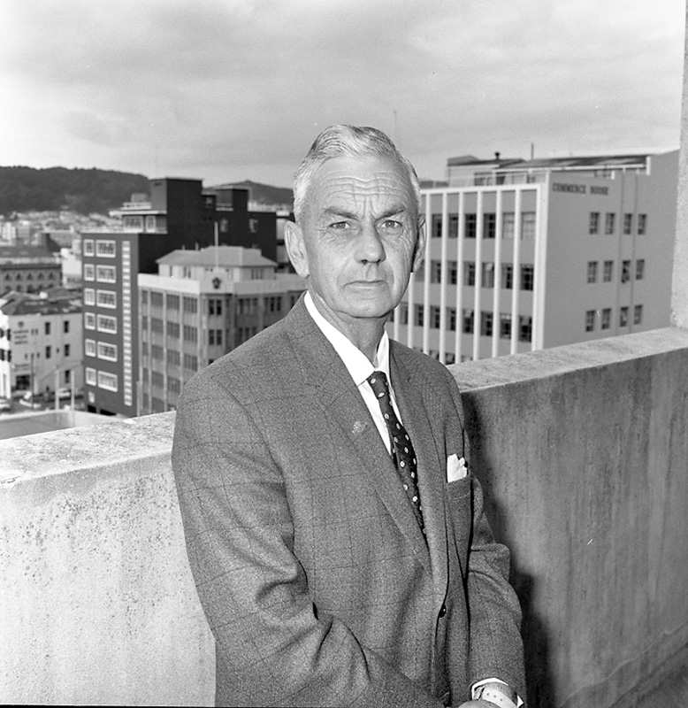 d. Mr Colin Maynard for Councilman