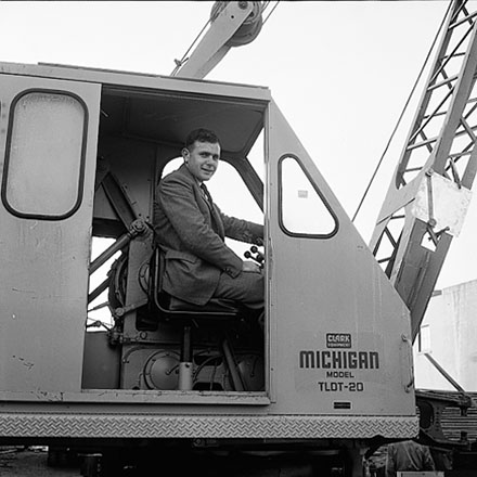 e. Crane in Corporation Yard