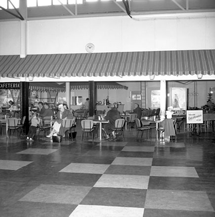 d. Wellington Airport, Restaurant
