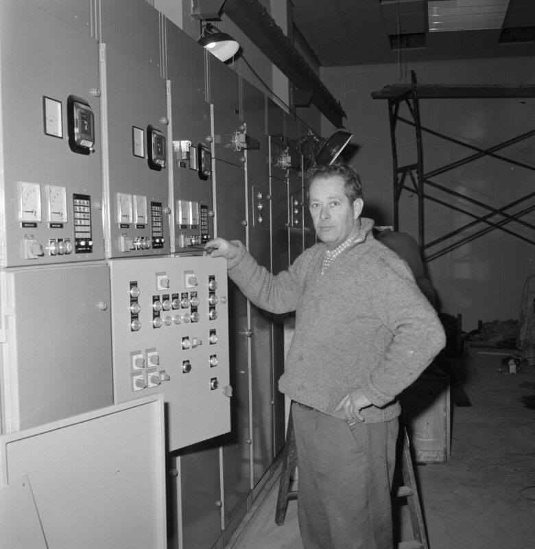a. New waterworks pumping station, Haywards