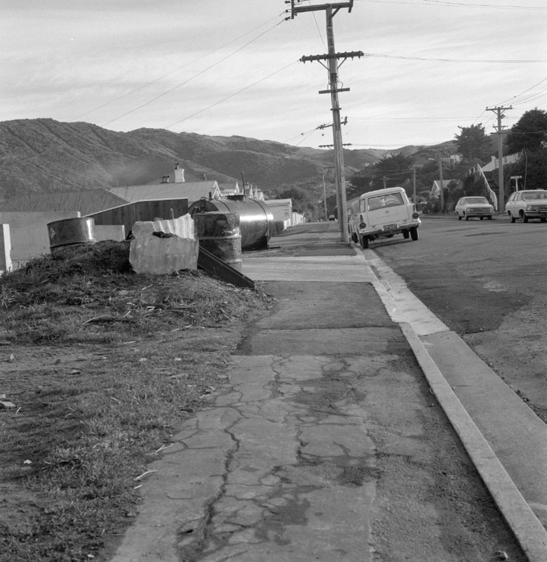 r. Footpaths: Karori Rd, Parkvale Rd, Raine St, West Coast Construction. Angus Ave-Armstrong Court Flats, Builders OVL