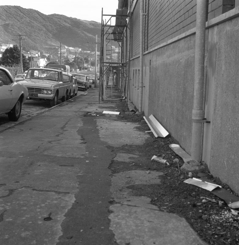 u. Footpaths: Karori Rd, Parkvale Rd, Raine St, West Coast Construction. Angus Ave-Armstrong Court Flats, Builders OVL