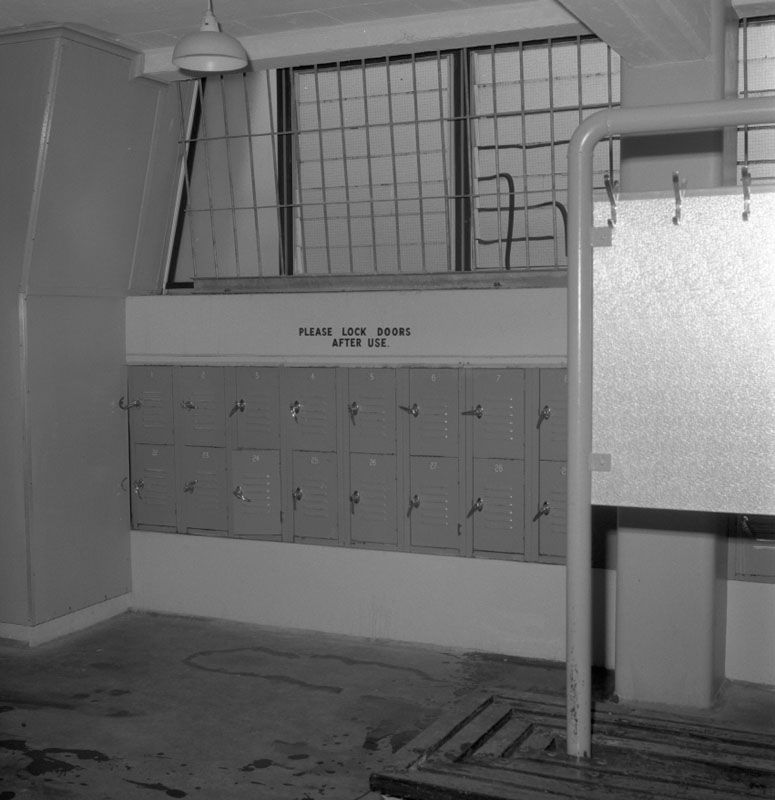 f. Warning notices, Freyberg Pool