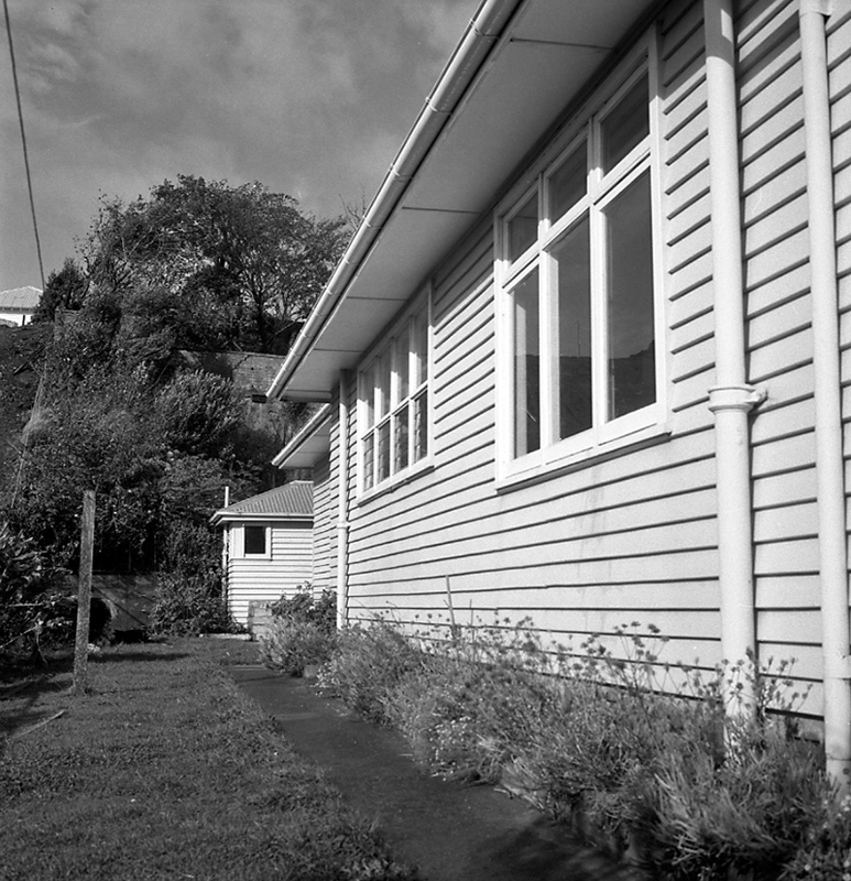 f. Nos 205-207 Tinakori Rd