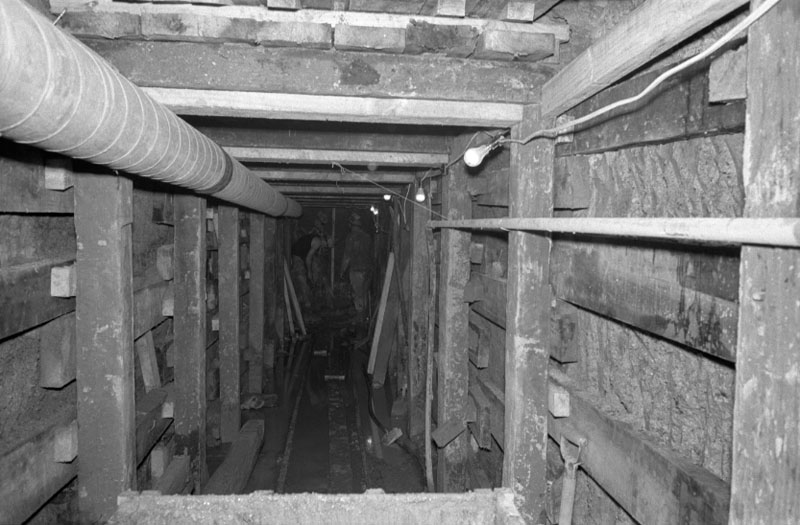 a. Drainage work, diversion of main interceptor Sydney Street West, sewer diversion and overflow Whitmore and Featherston Street, and Thorndon Quay Transport Terminal, stormwater