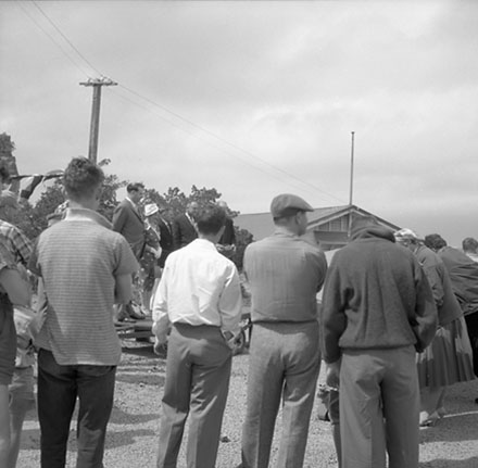 a. Worser Bay, Launching Ramp