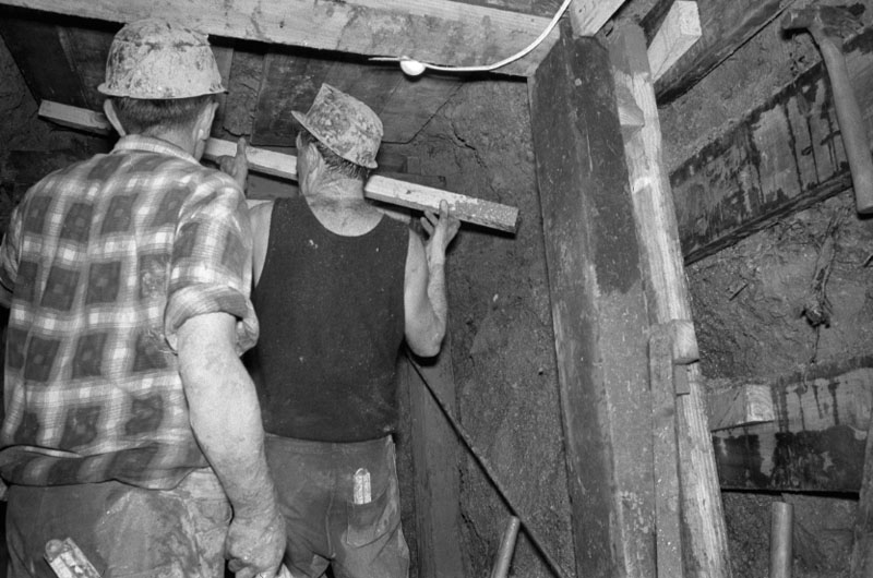 c. Drainage work, diversion of main interceptor Sydney Street West, sewer diversion and overflow Whitmore and Featherston Street, and Thorndon Quay Transport Terminal, stormwater