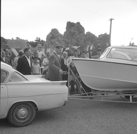 g. Worser Bay, Launching Ramp