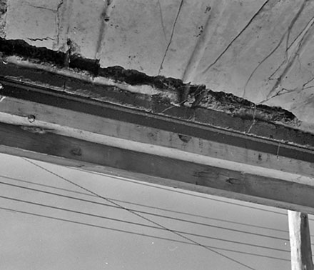 c. Garage, no. 6 Highbury Crescent