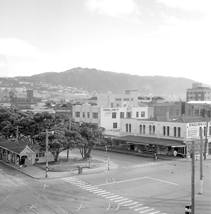 b. Courtenay Place Streetscape from Kent Terrace elevation