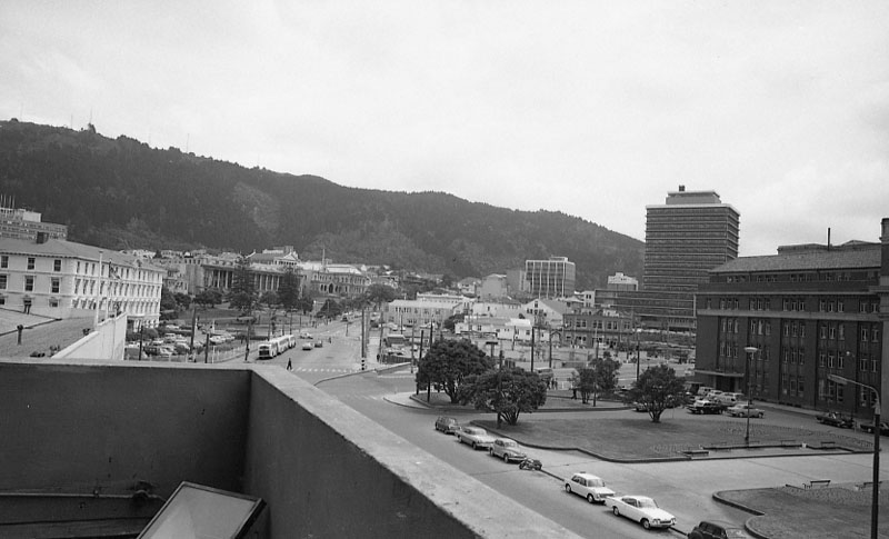 g. Front of railway station from roof of Waterloo Hotel and ground level