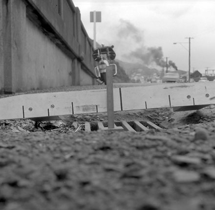 a. Grating, Hutt Road