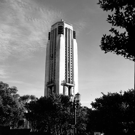 e. National War Memorial and Carillon, Buckle Street