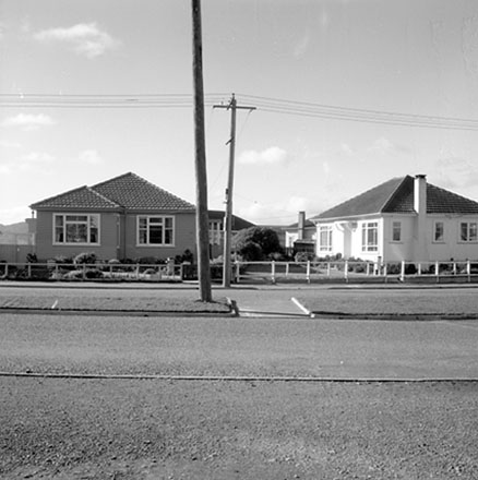 d. Streetscape, Rongotai Road, Kilbirnie