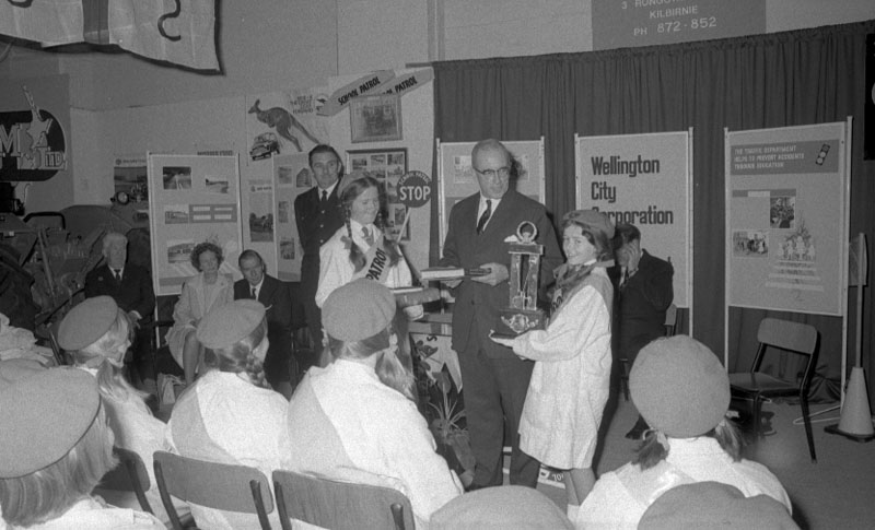 s. Traffic Safety Week, Motor Court, Display Centre