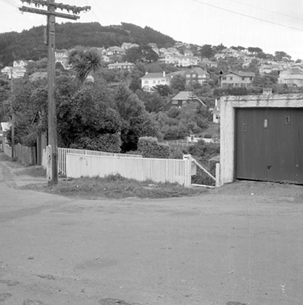 k. Streetscape, Sefton Street, Wadestown